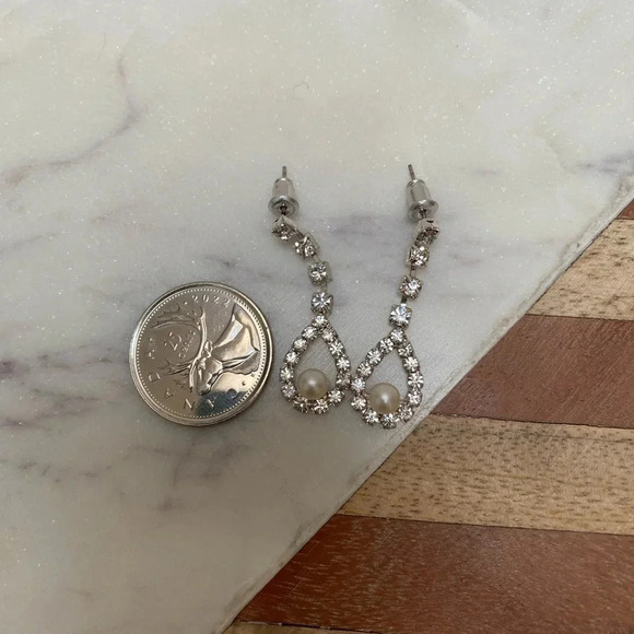 Vintage - Silver Rhinestone Dangling Pearl Earrings - Picture 3 of 3
